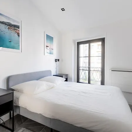 2 Guisol - Moderne 2 Pieces Port De Nice