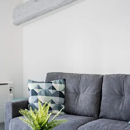 2 Guisol - Moderne 2 Pieces Port De ニース